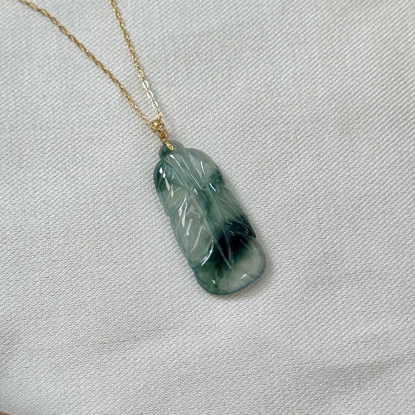 18k Gold Feather Jadeite Pendant