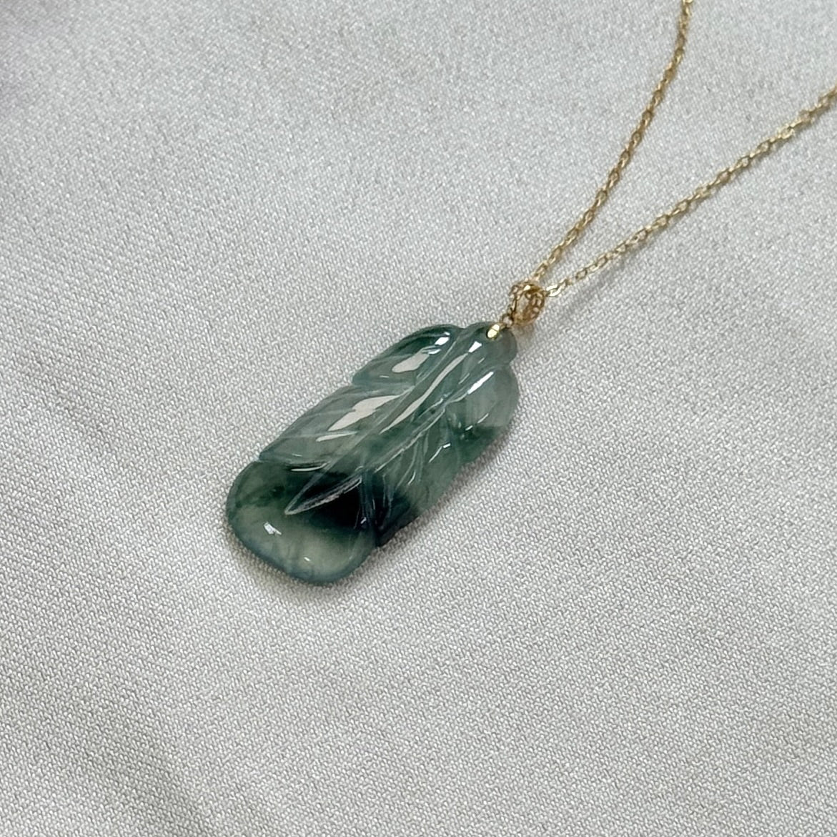 18k Gold Feather Jadeite Pendant