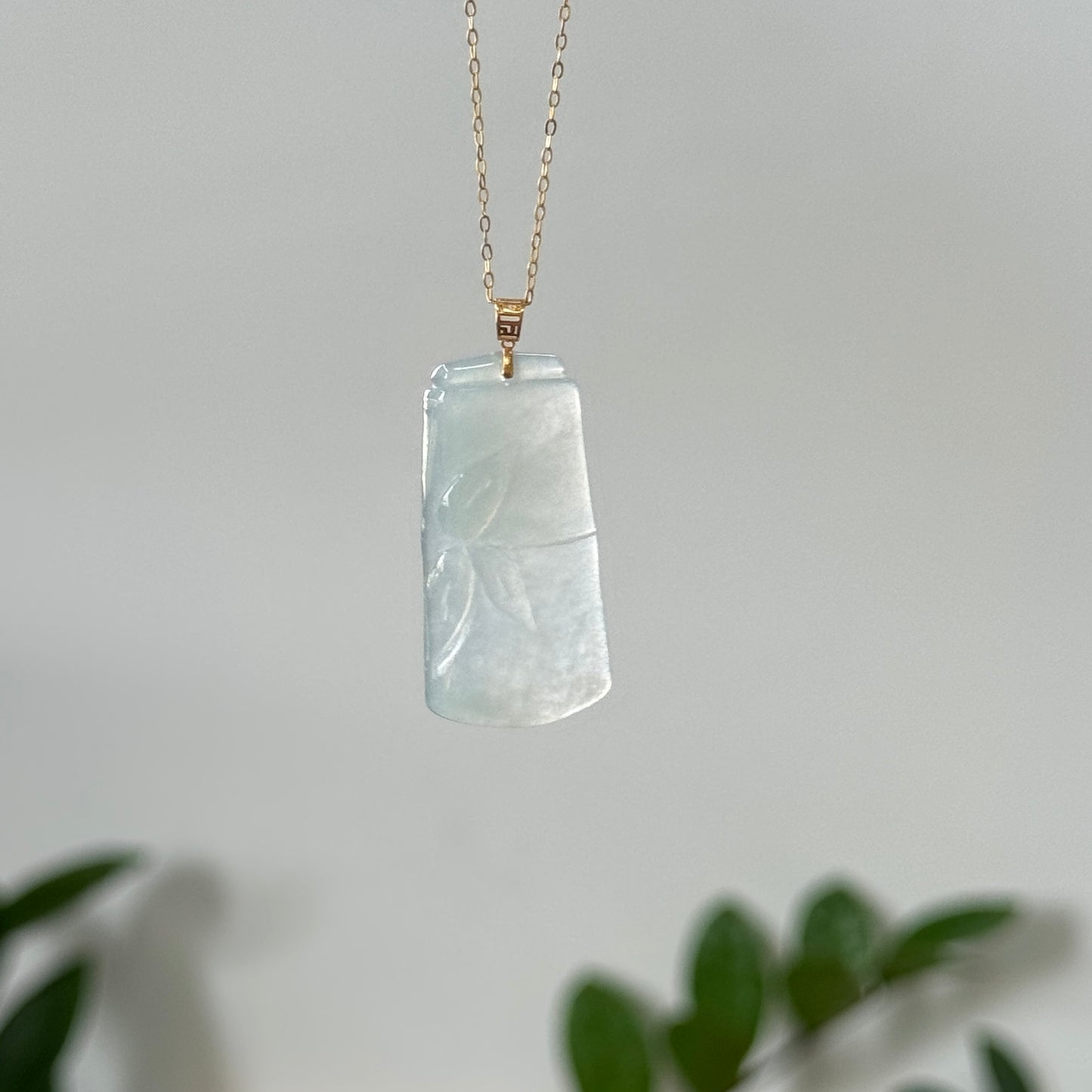18k Gold Bamboo Jadeite Pendant