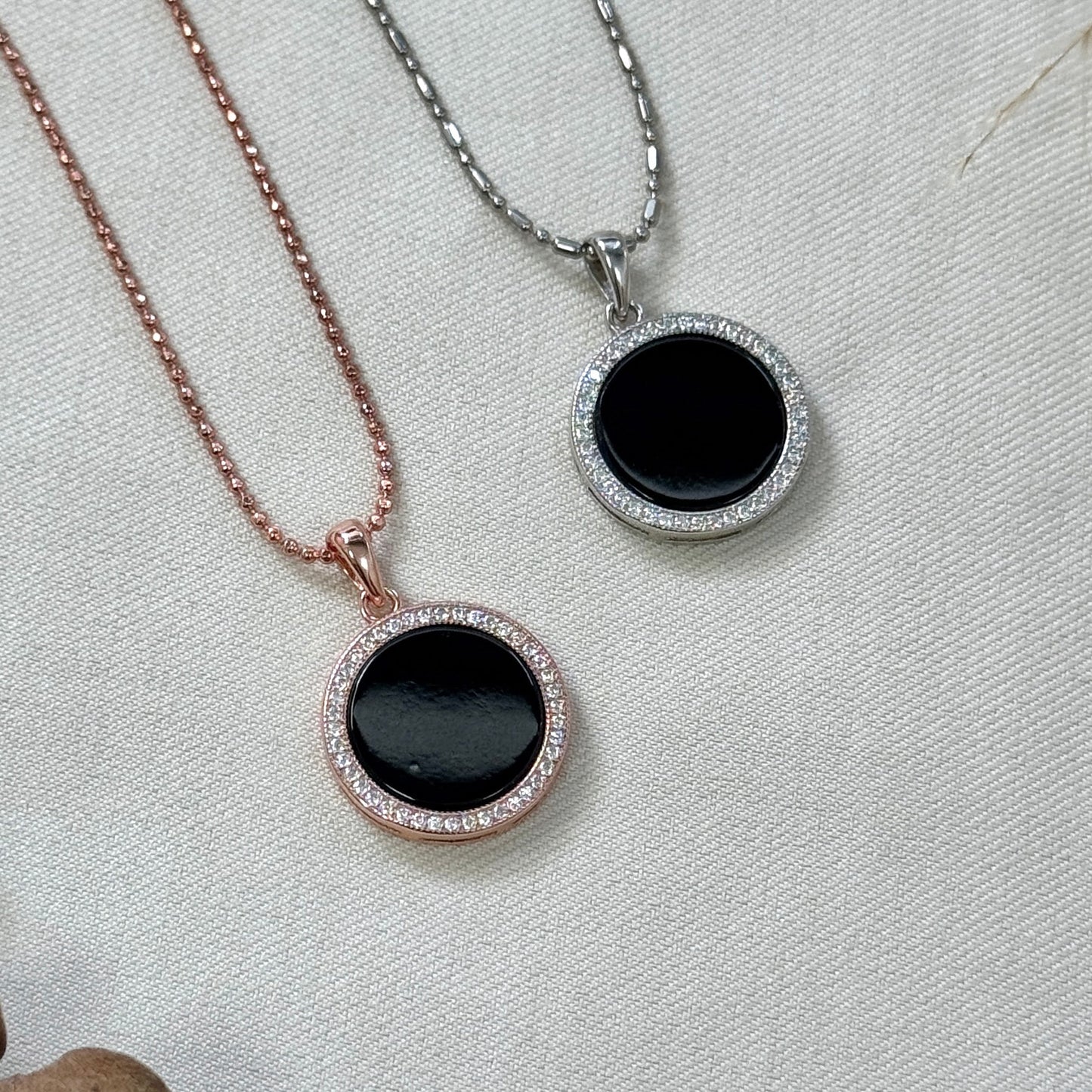 Round Omphacite Jadeite Necklace (01)