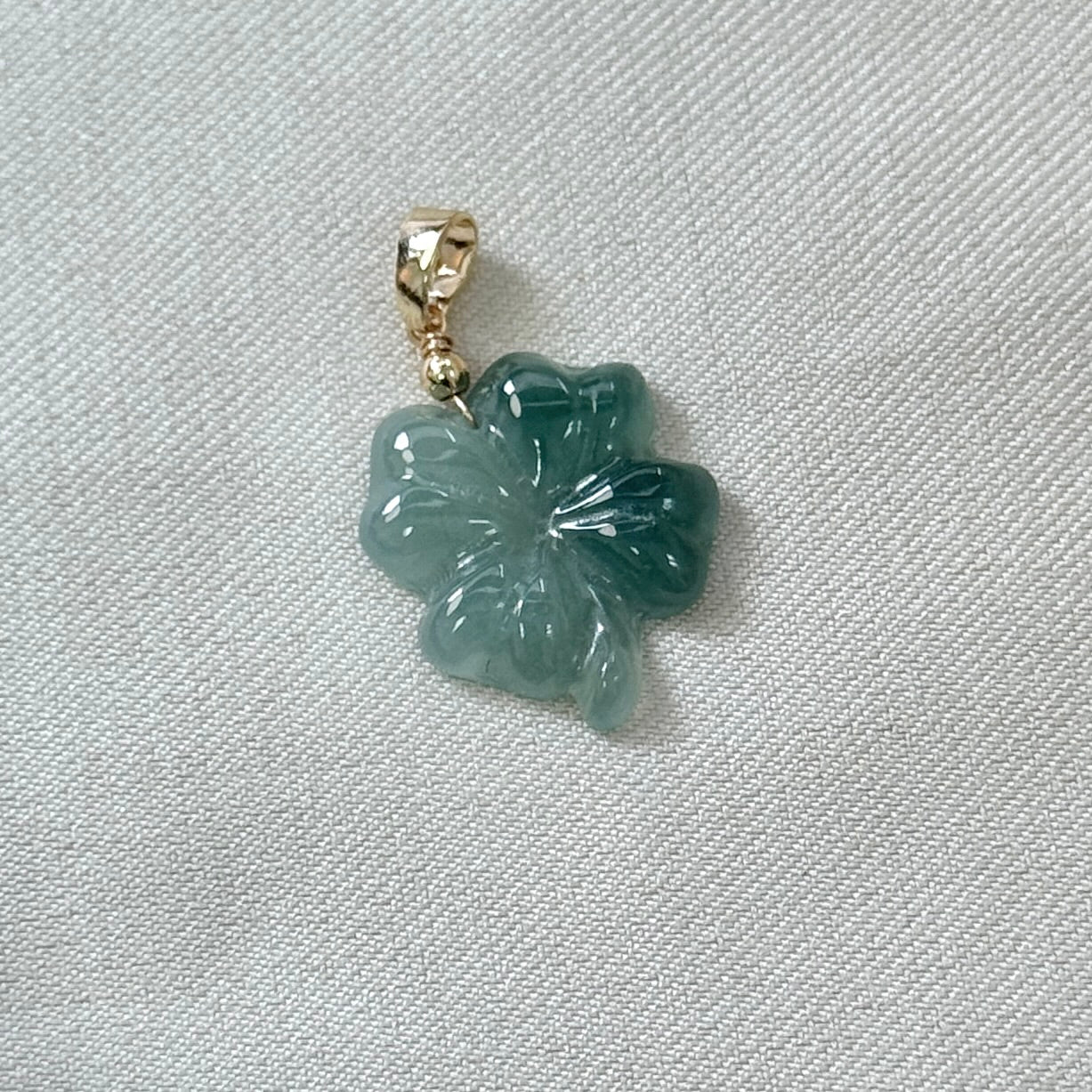 Four-leaf Clover Jadeite Necklace