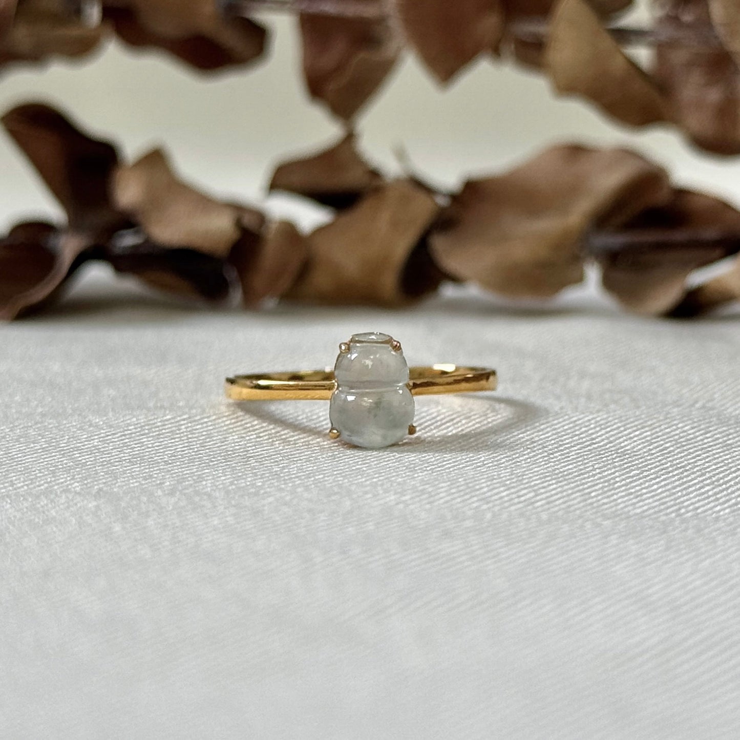 18k Gold Hulu Jadeite Ring (02)