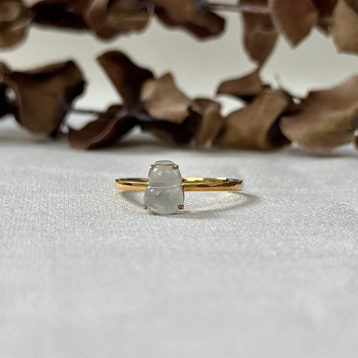 18k Gold Hulu Jadeite Ring (02)