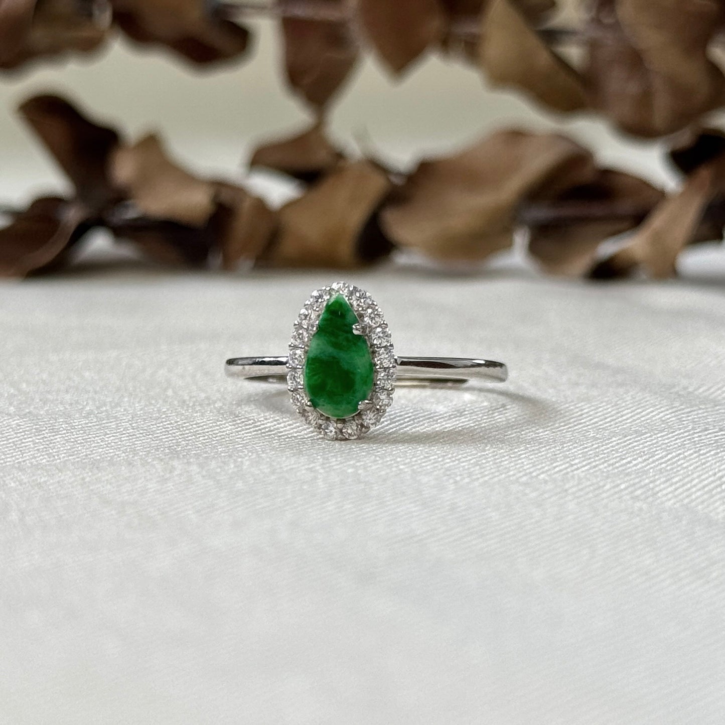 Li Jadeite Ring (2)