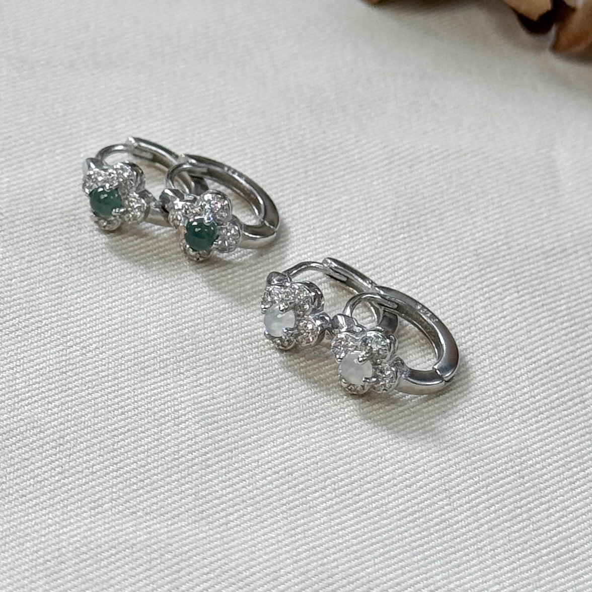 Dainty Clover Jadeite Huggies