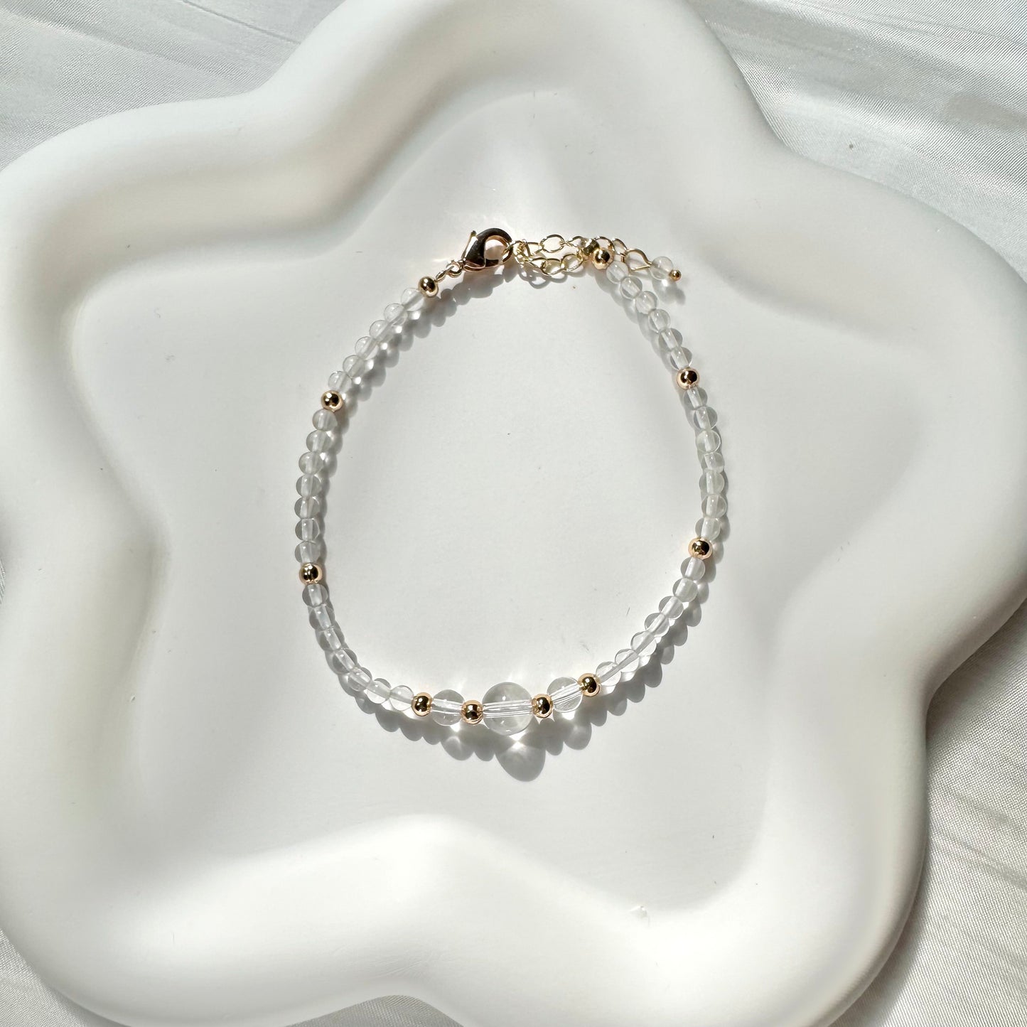 DAINTY CRYSTAL BRACELETS