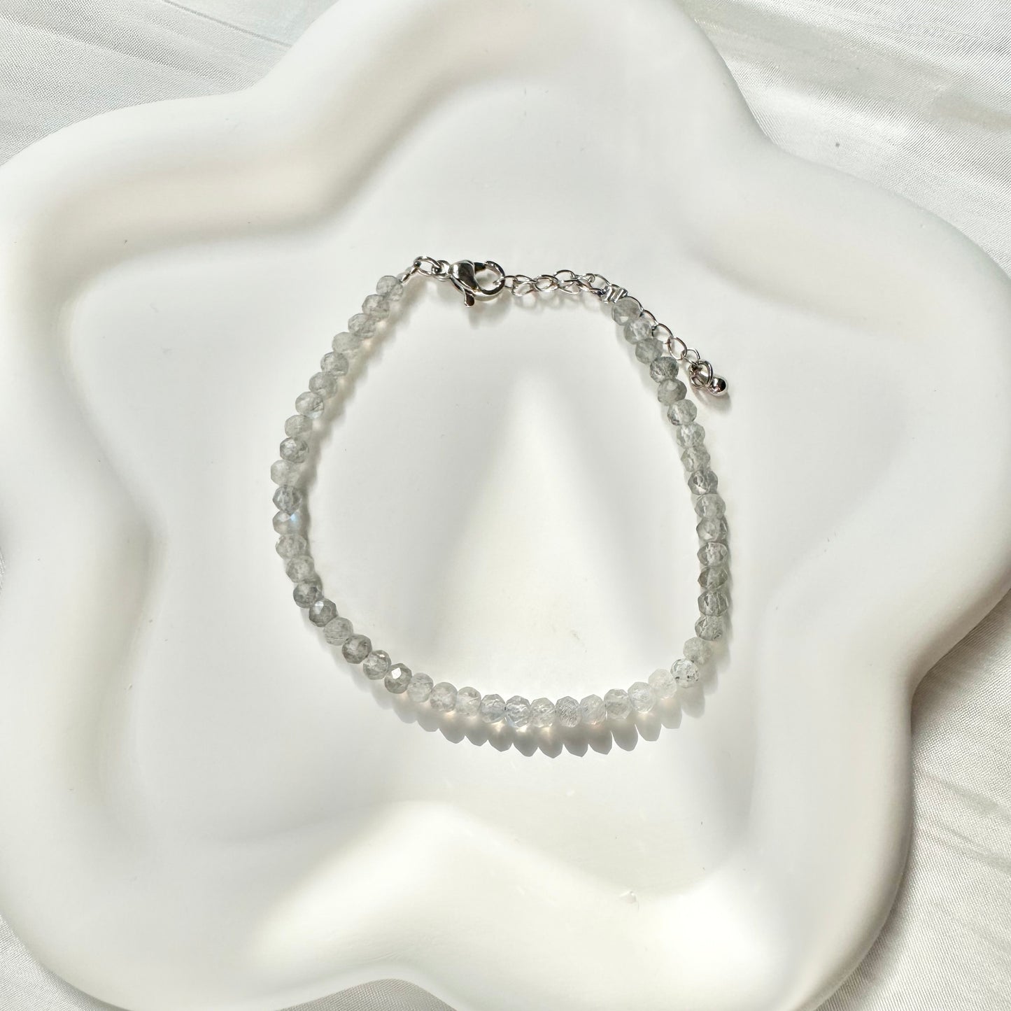 DAINTY CRYSTAL BRACELETS