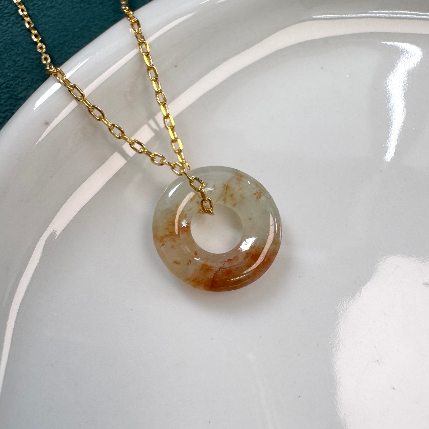 Jīn Jadeite Doughnut Necklace | 01