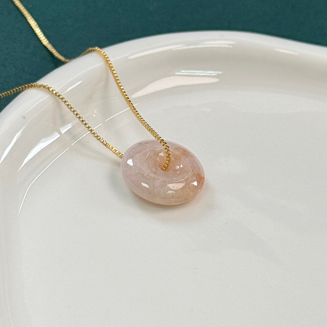 Jīn Jadeite Doughnut Necklace | 03