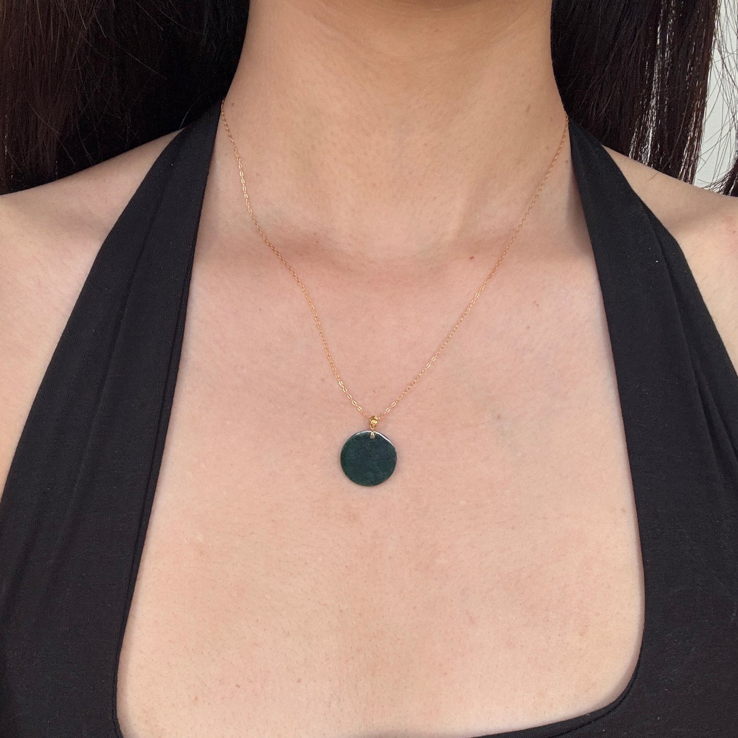 Cái | 18k Gold Jadeite Pendant