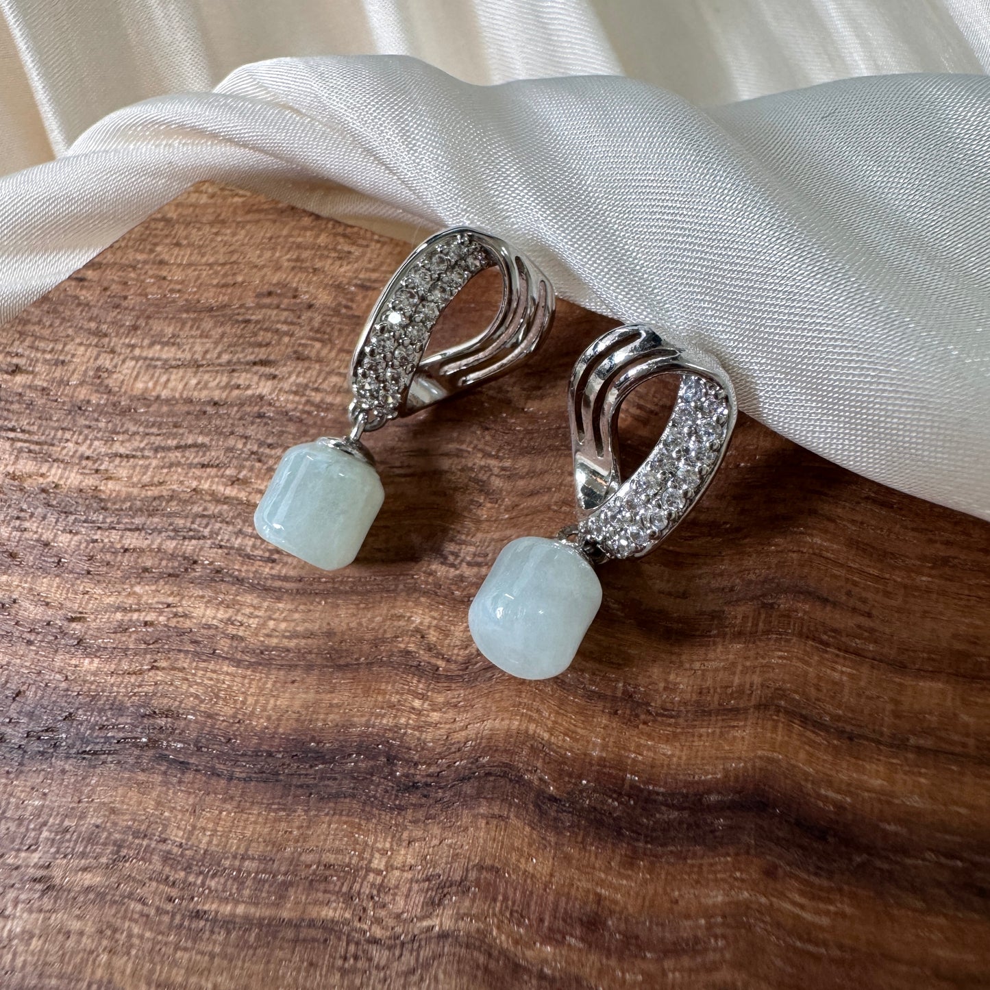 Helix Jadeite Drop Earstuds