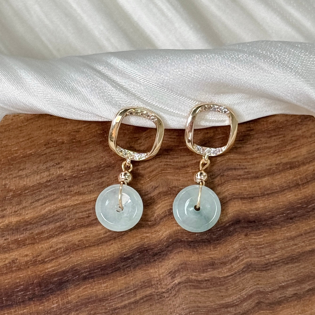 Edge Jadeite Drop Earstuds