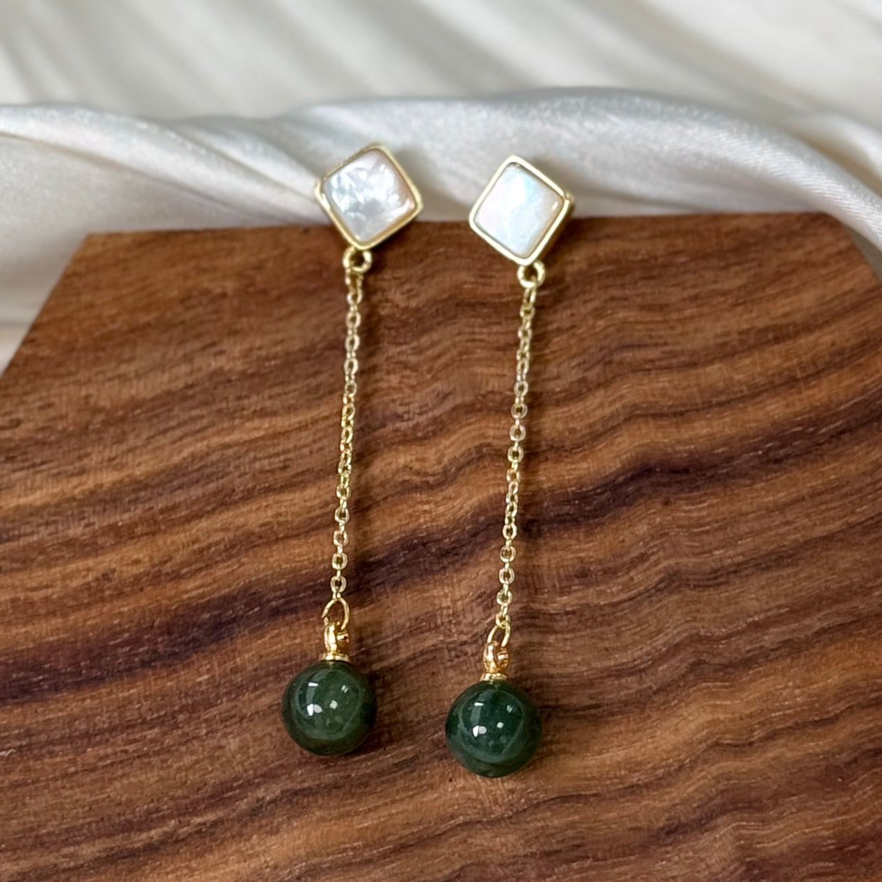 Jovie Jadeite Drop Earstuds