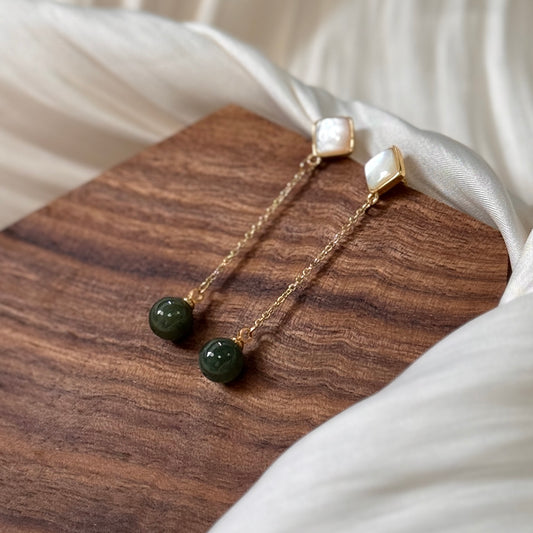 Jovie Jadeite Drop Earstuds