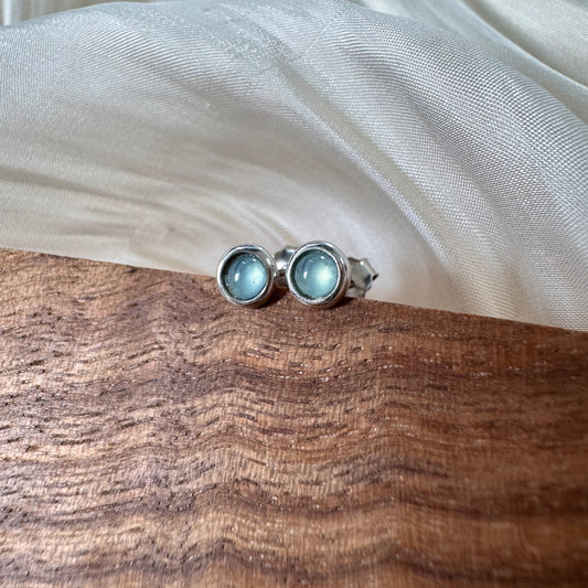 Bezel Jadeite Earstuds