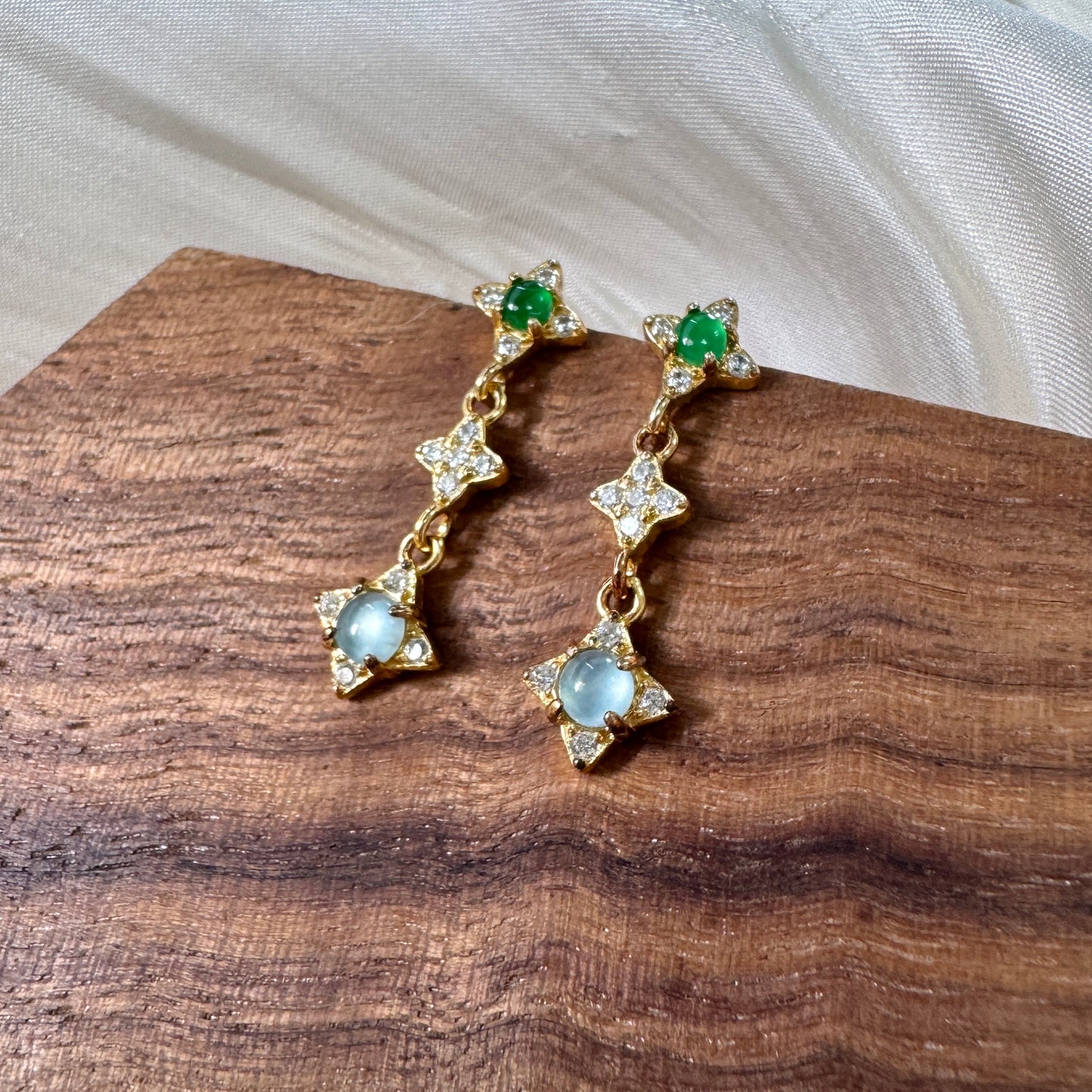 Oria Jadeite Drop Earstuds