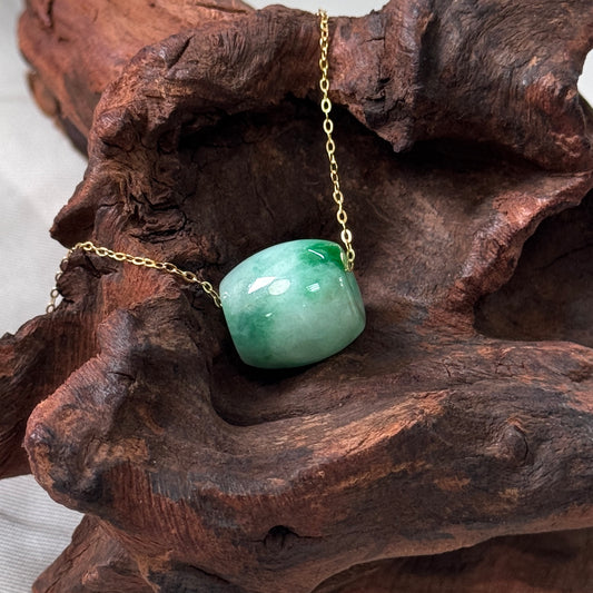 PIAOHUA | Barrel Jadeite Necklace 01