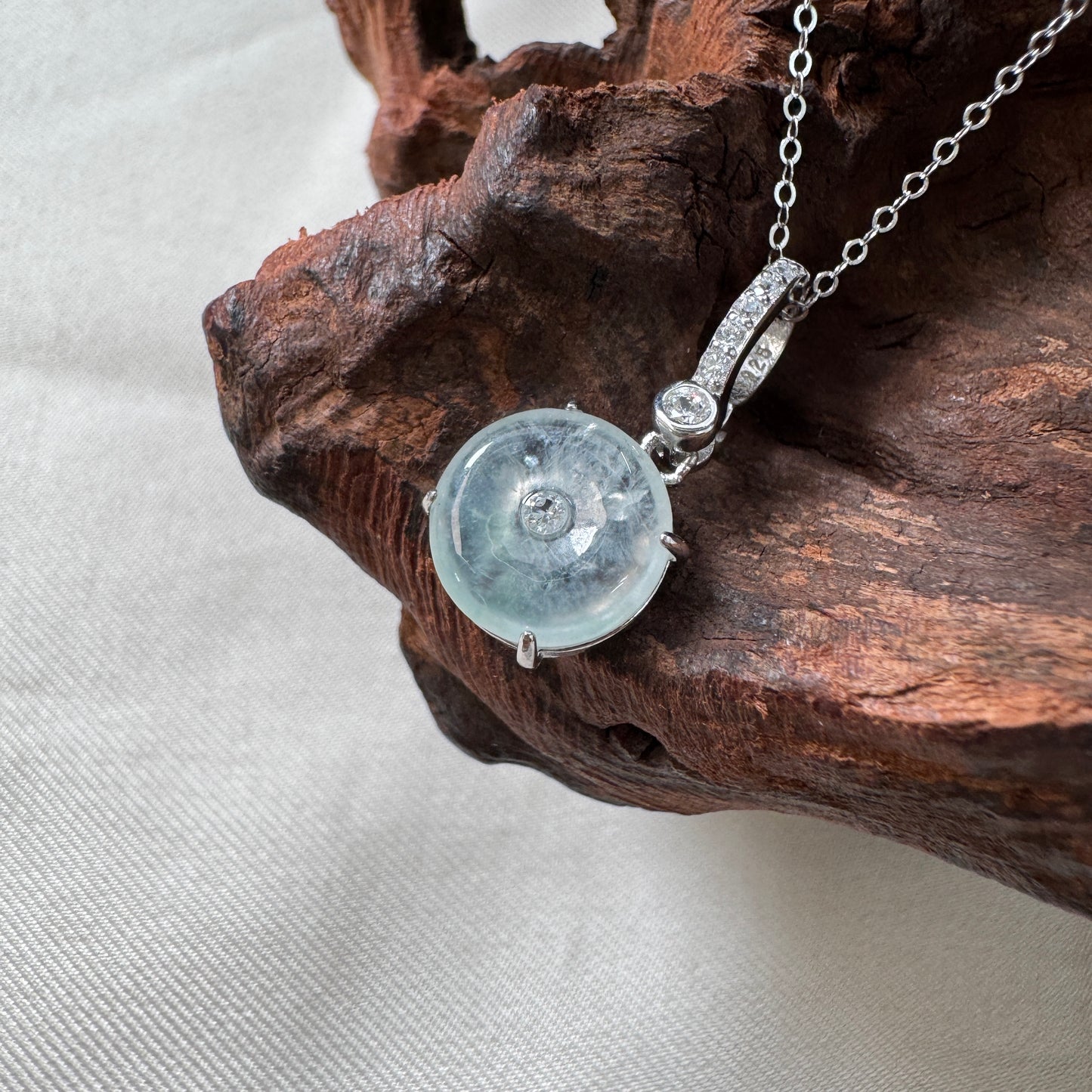 PIAOHUA | ĀN Doughnut Jadeite Necklace