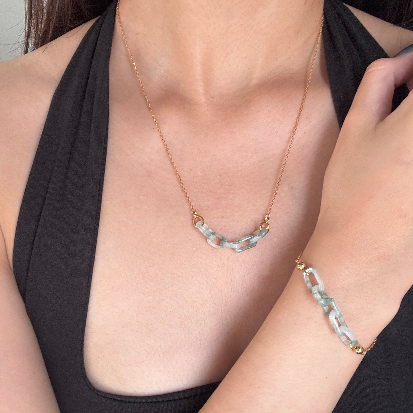 PIAOHUA | Interlocked Jadeite Necklace