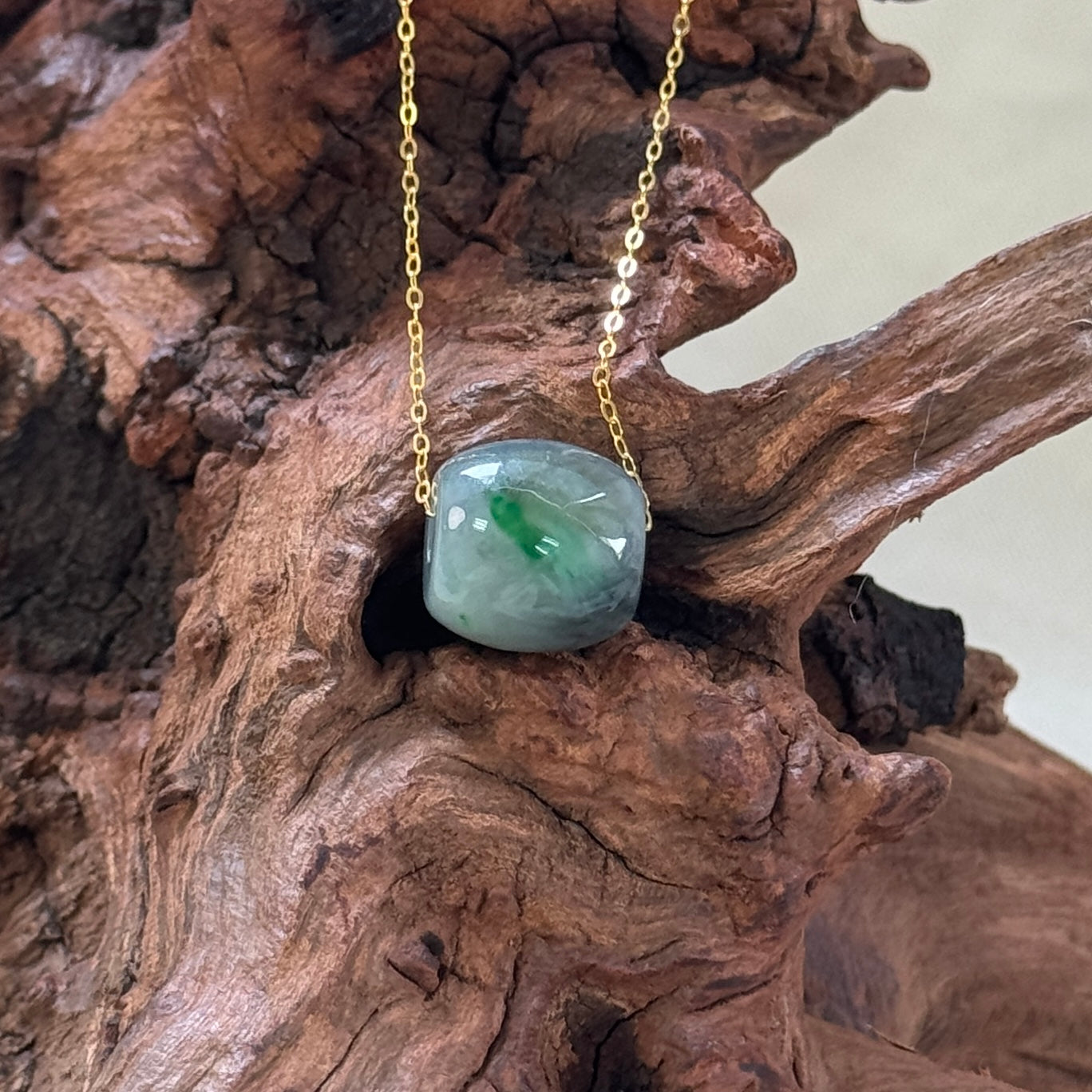 MÒ | Barrel Jadeite Necklace