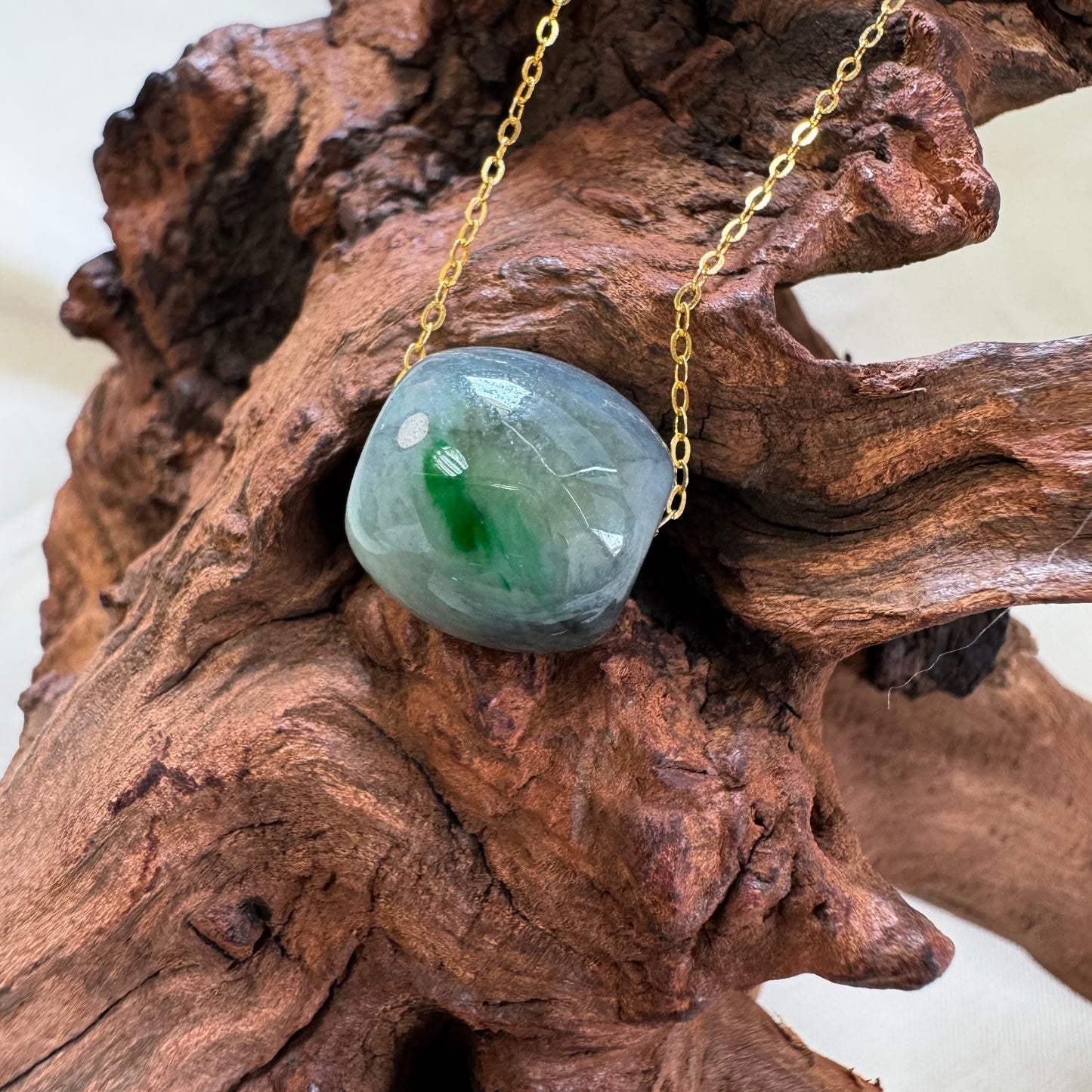 MÒ | Barrel Jadeite Necklace