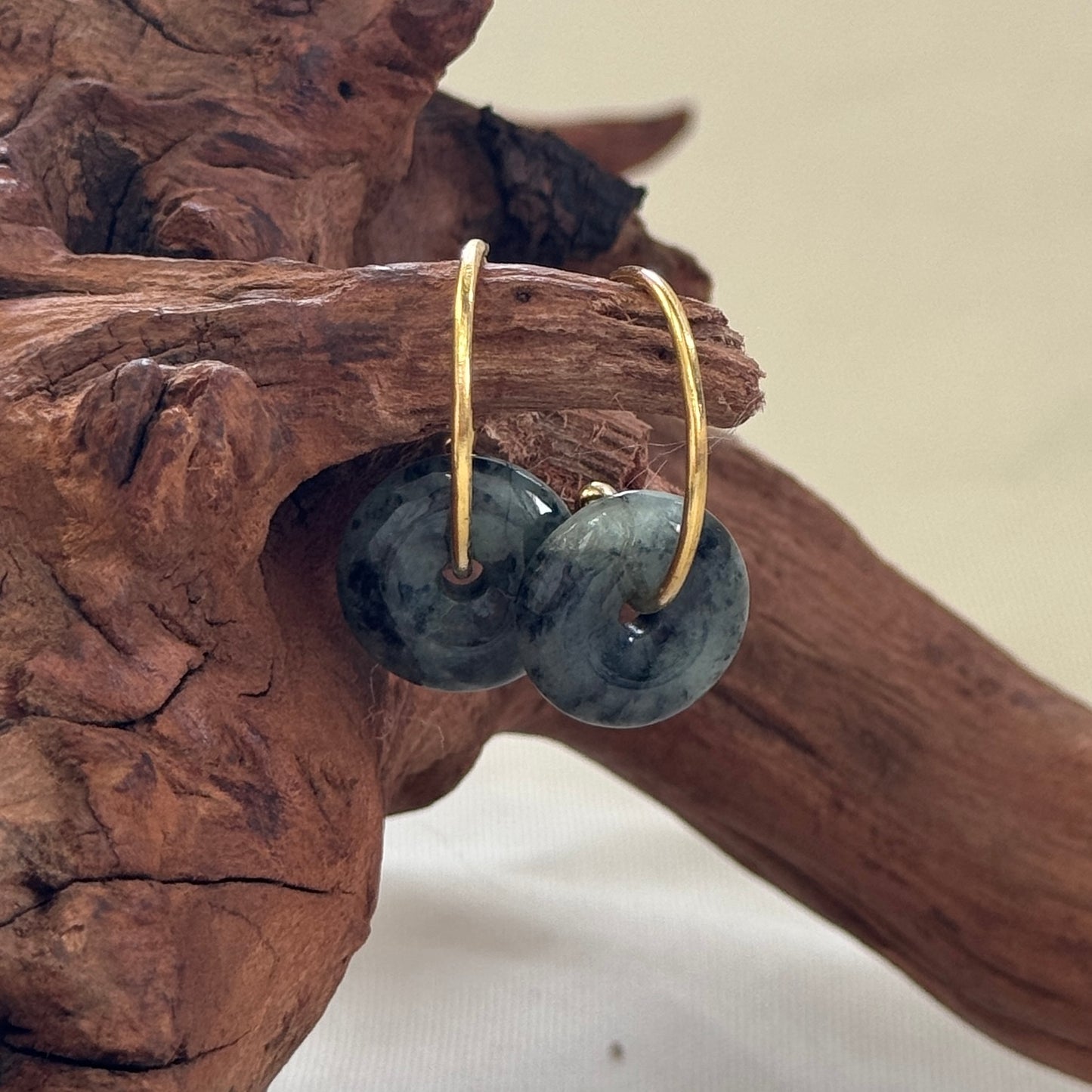 MÒ | Doughnut Jadeite Earrings