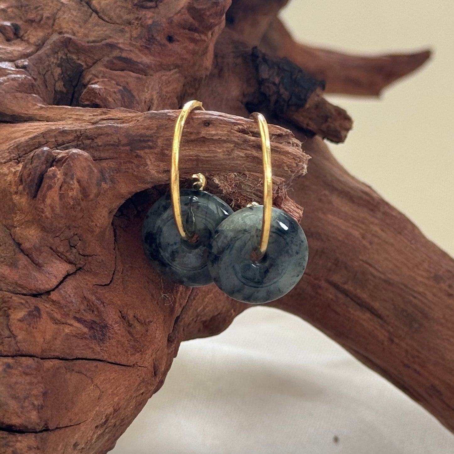 MÒ | Doughnut Jadeite Earrings