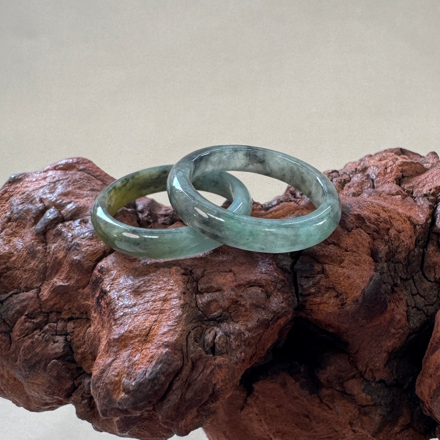 MÒ | Moss Grey Jadeite Ring