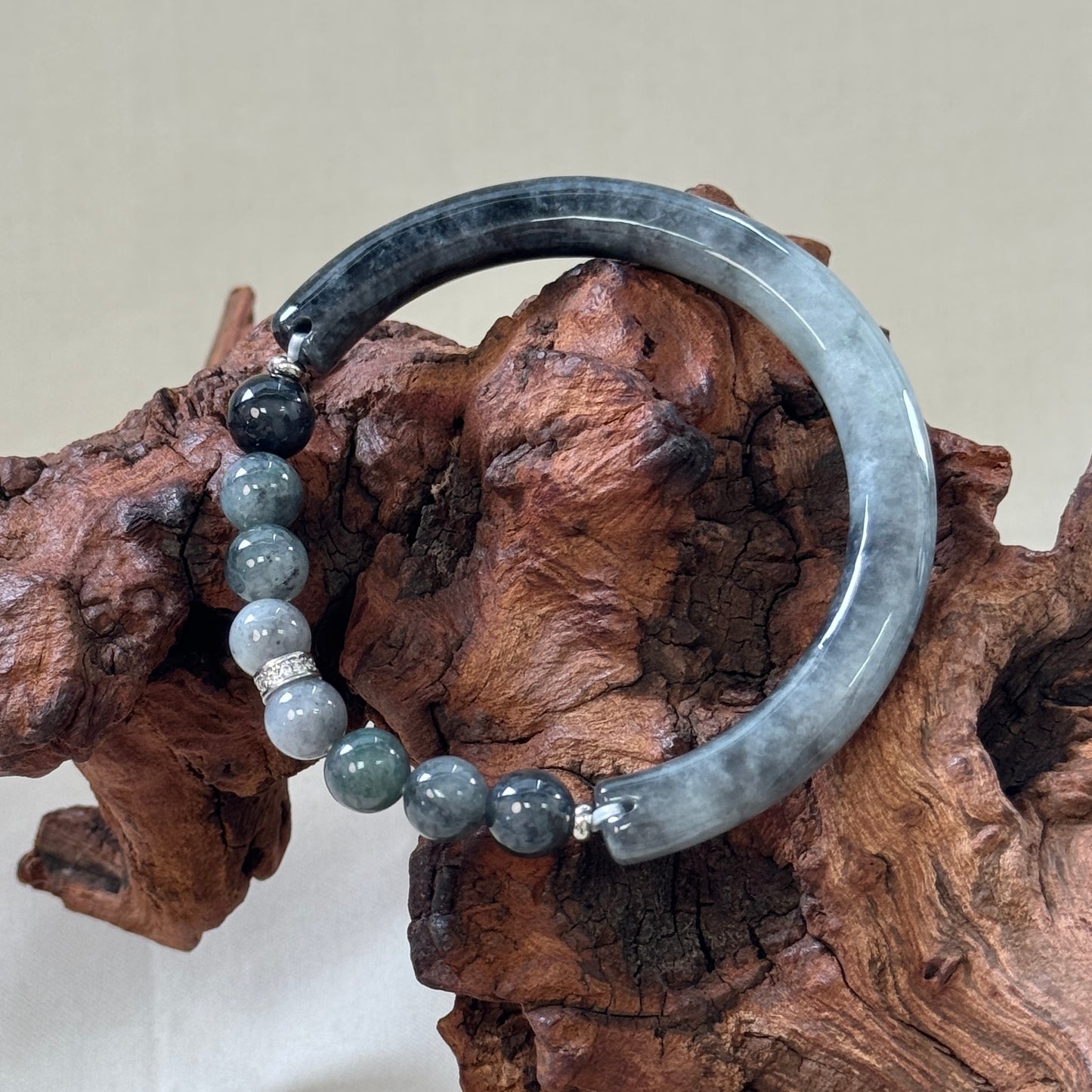 MÒ | Beaded Jadeite Half Bangle