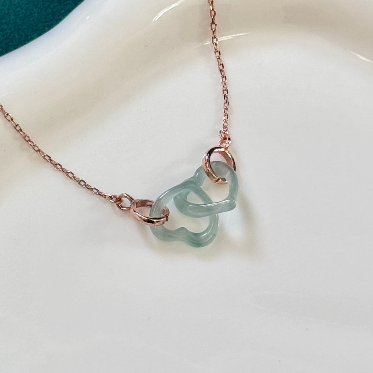 FOR HER | Interlocked Hearts Jadeite Necklace