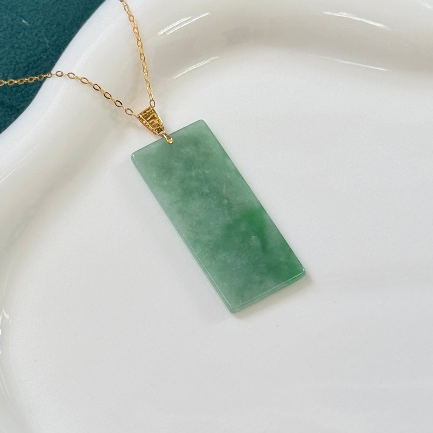 FOR HER | 18k Gold Jadeite Rectangle Pendant