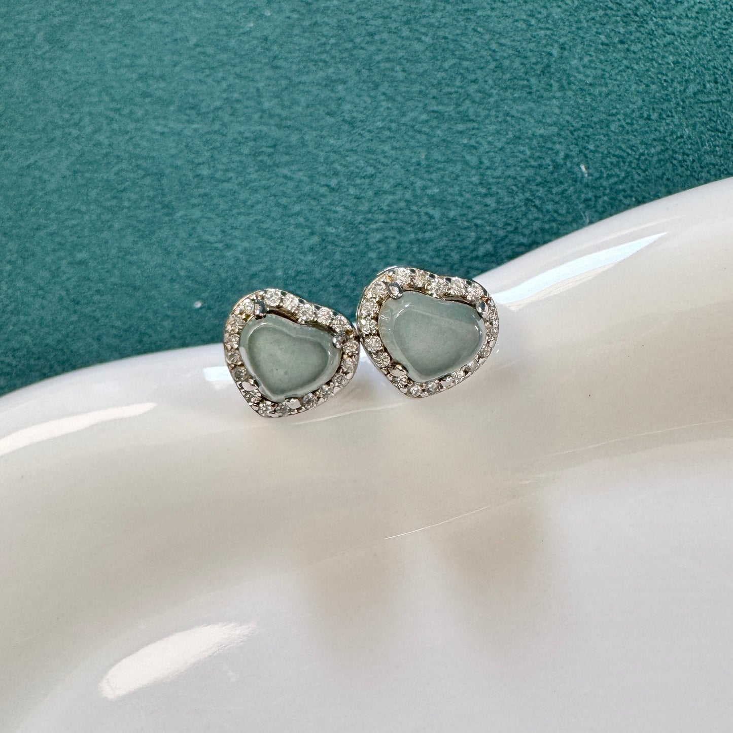 FOR HER | Heart Jadeite Earstuds