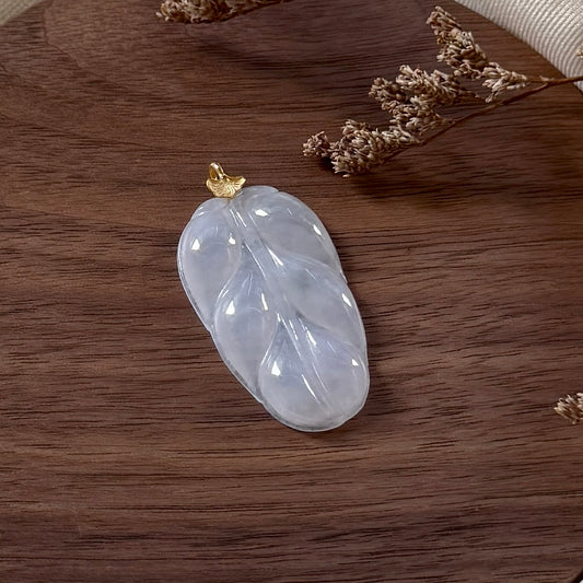 18k Gold Leaf Jadeite Pendant (icy)