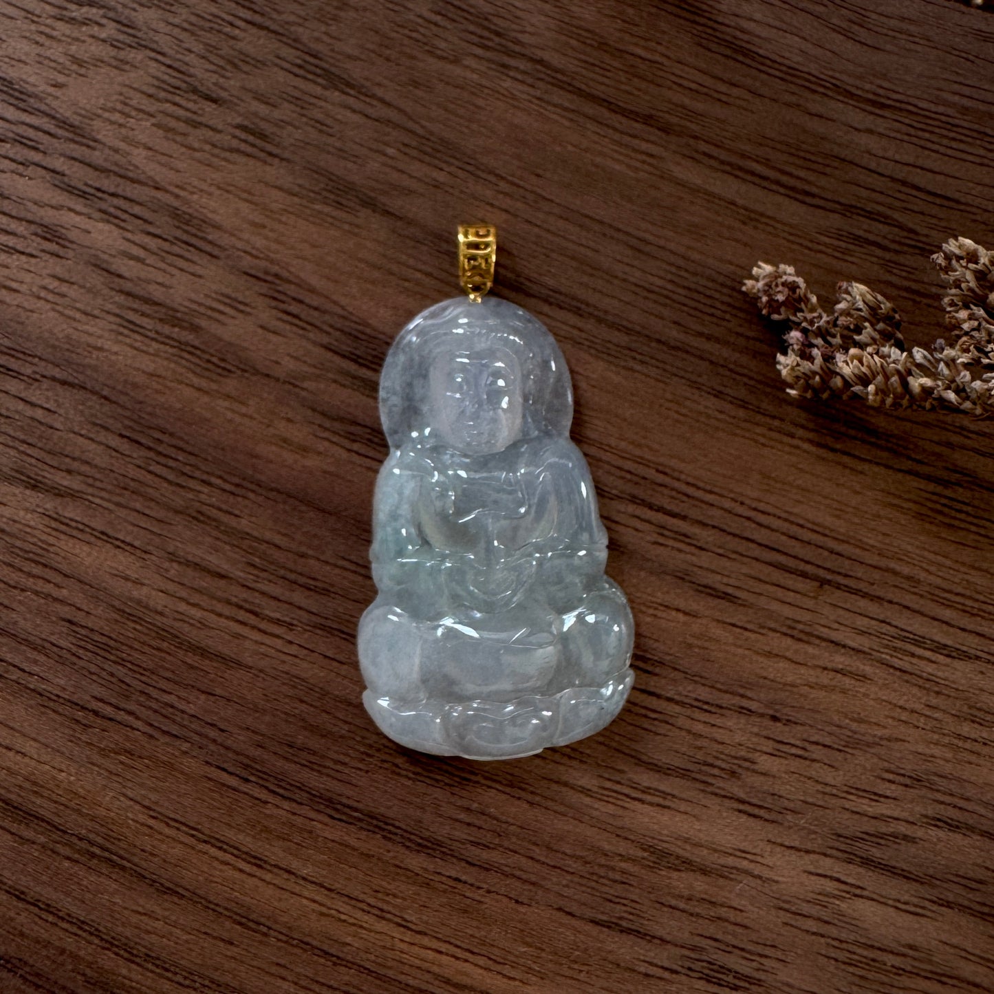 18k Gold Guan Yin Jadeite Pendant