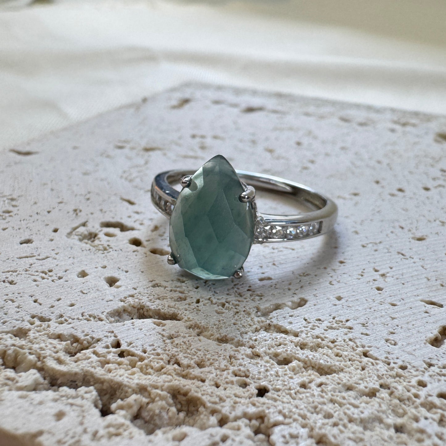 BLEU | Faceted Teardrop Jadeite Ring
