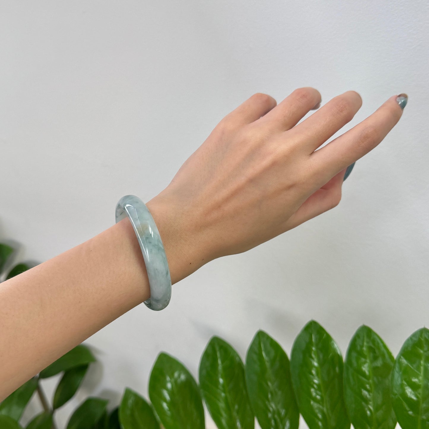 52+ | Blue & Yellow Oval Jadeite Bangle