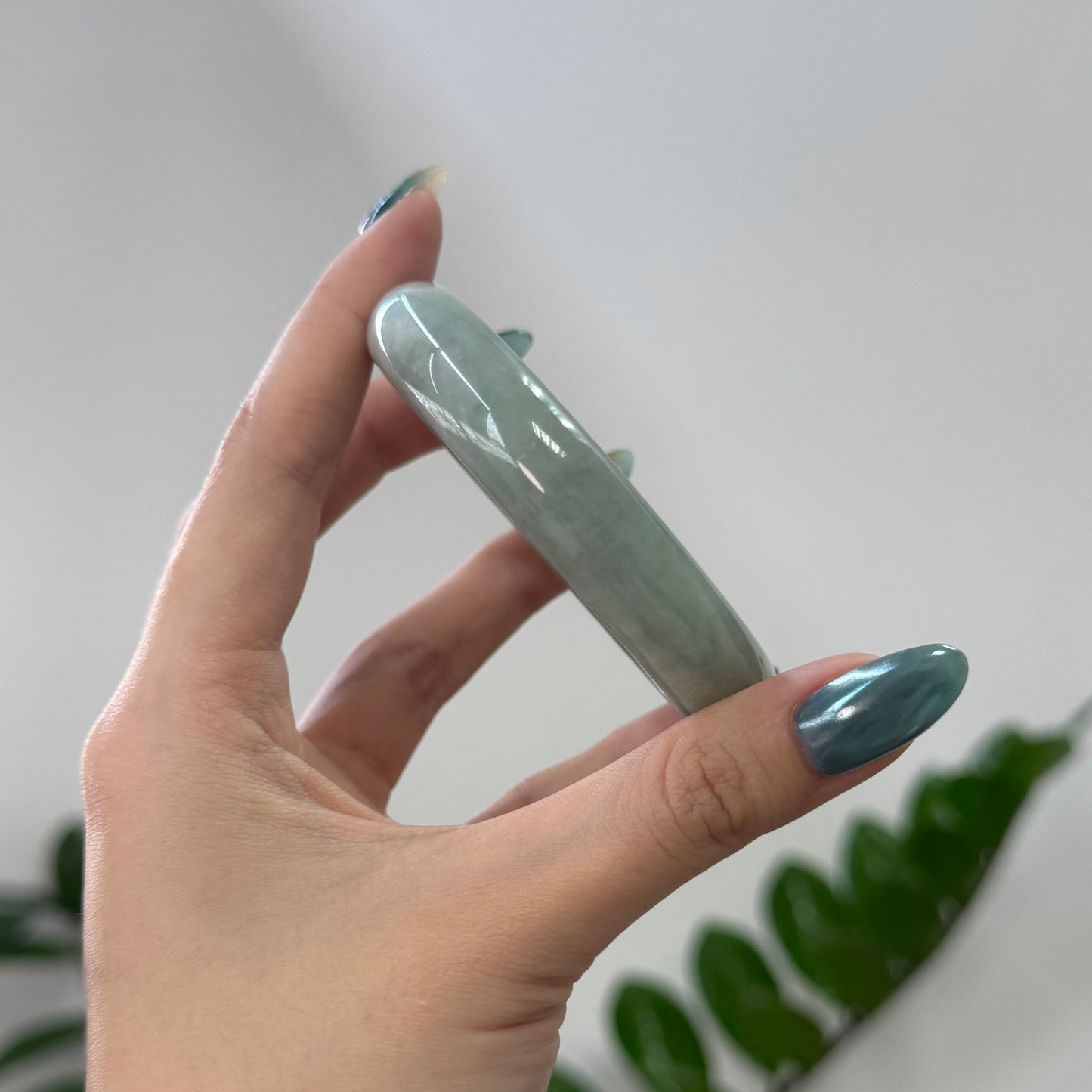56.4 | Smokey Green Jadeite Bangle