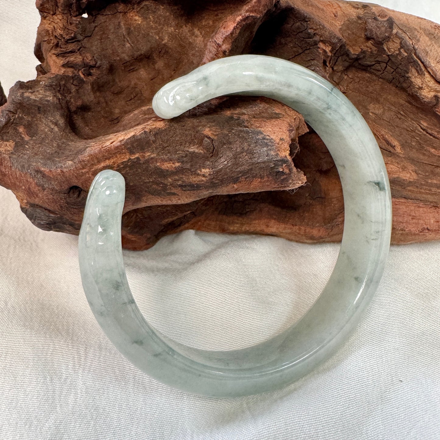 56.2 | Carved Paws Jadeite Bangle