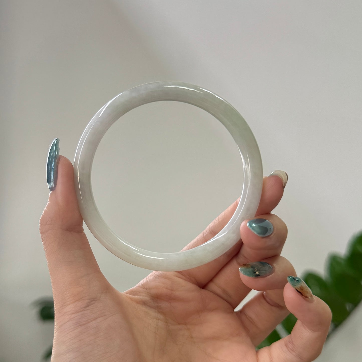 56 | Pale Green Skinny Jadeite Bangle