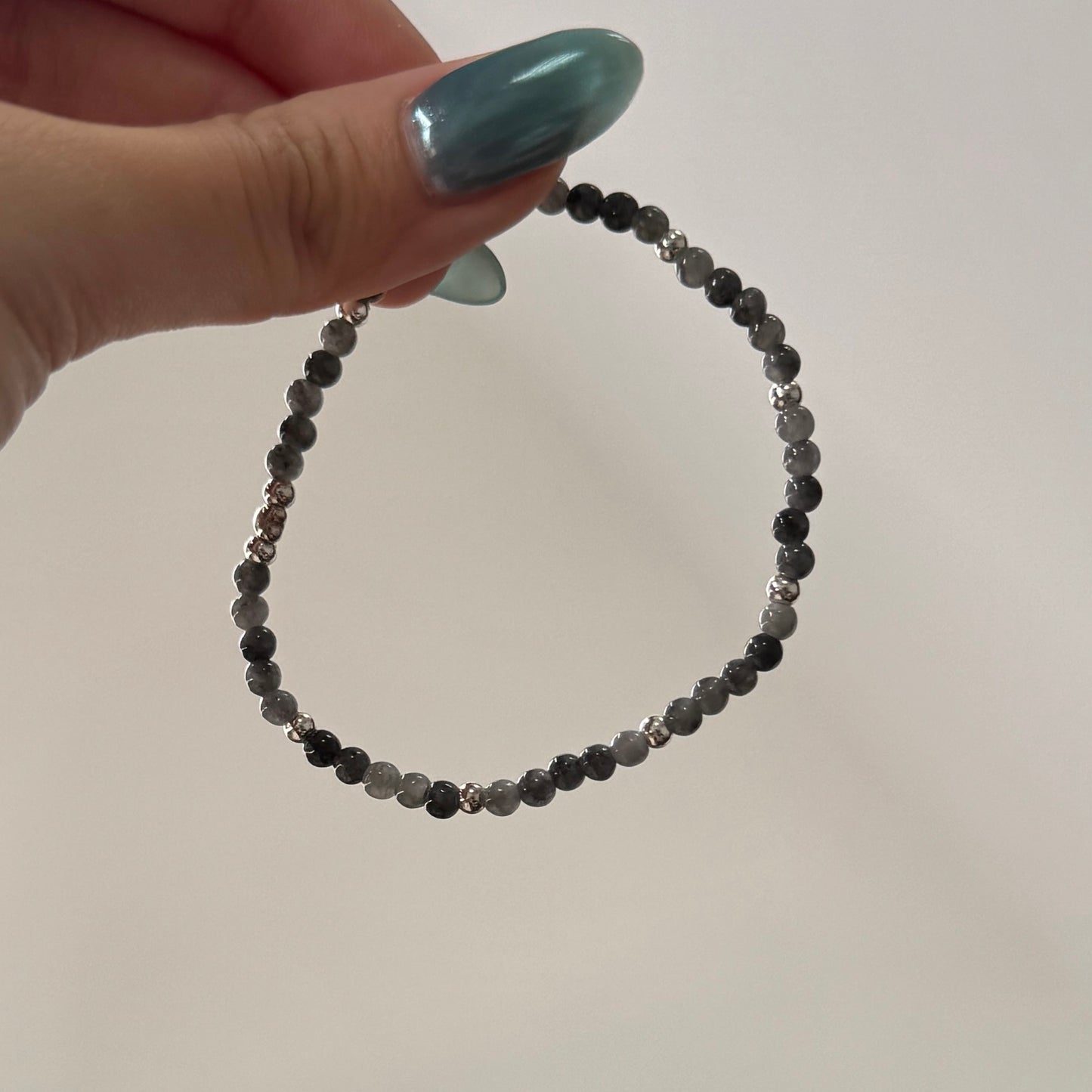XOXO | Petite Grey Beaded Jadeite Bracelet