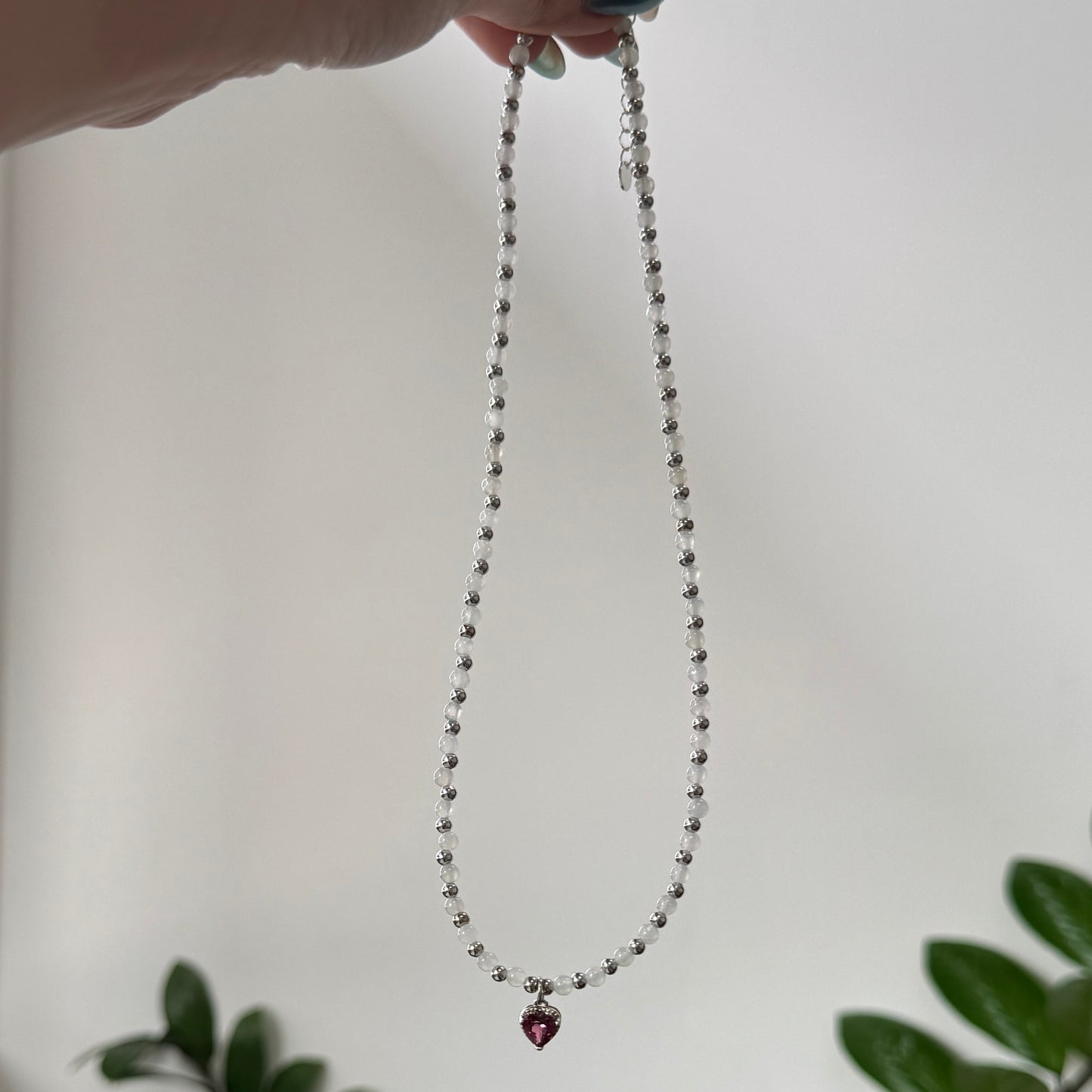 XOXO | Rhodolite Garnet x Jadeite Beaded Necklace
