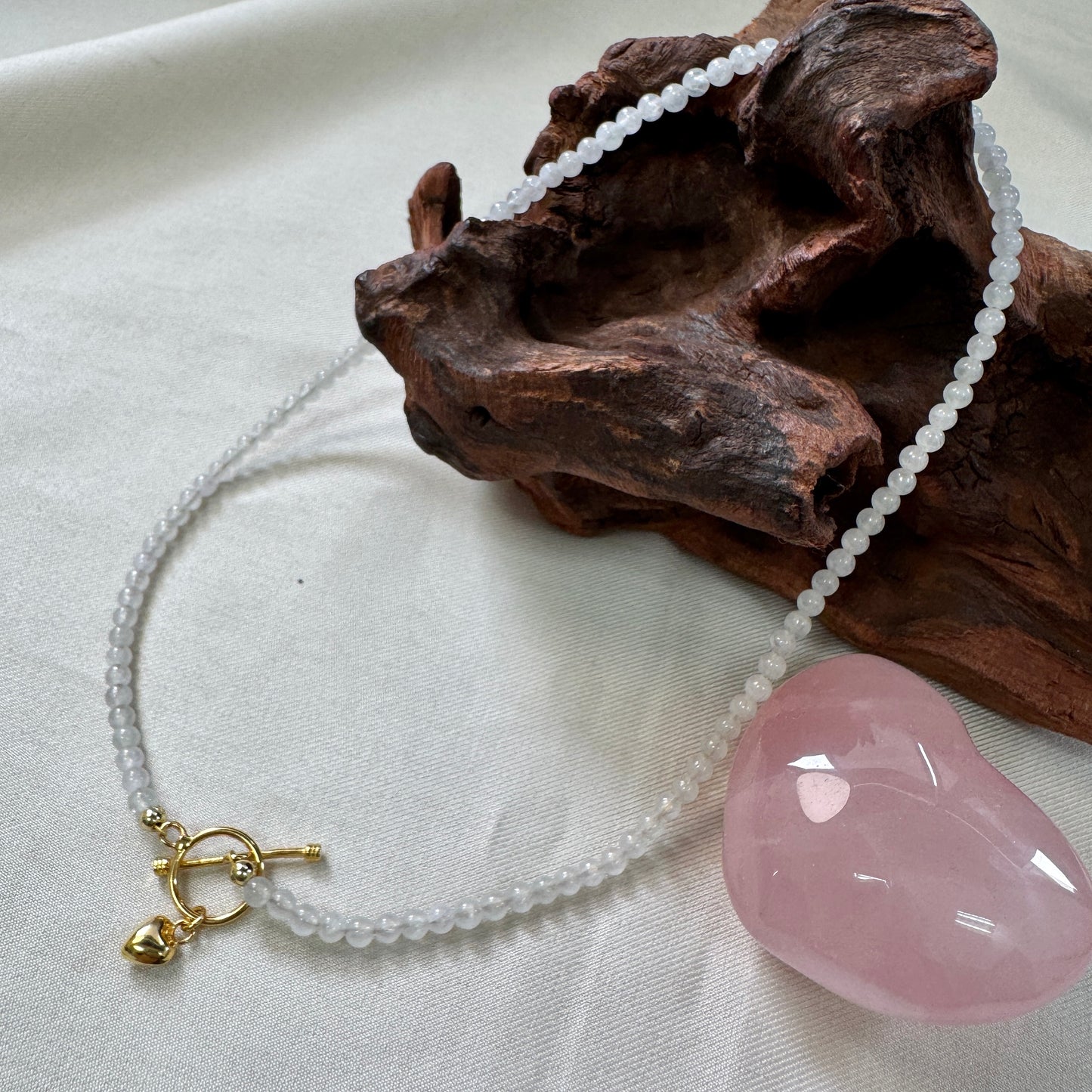 XOXO | Choker Jadeite Beaded Necklace