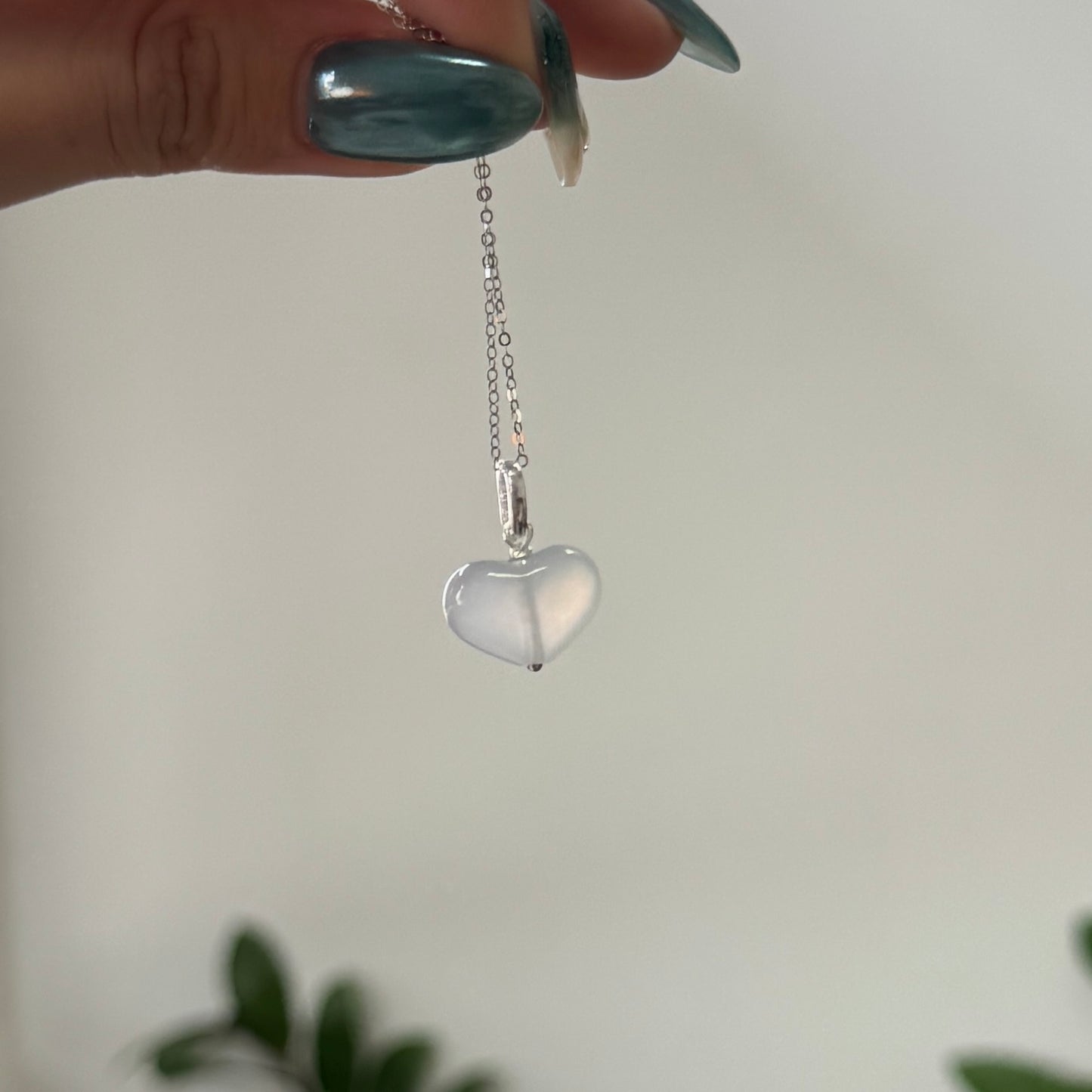 XOXO | White Heart Jadeite Necklace