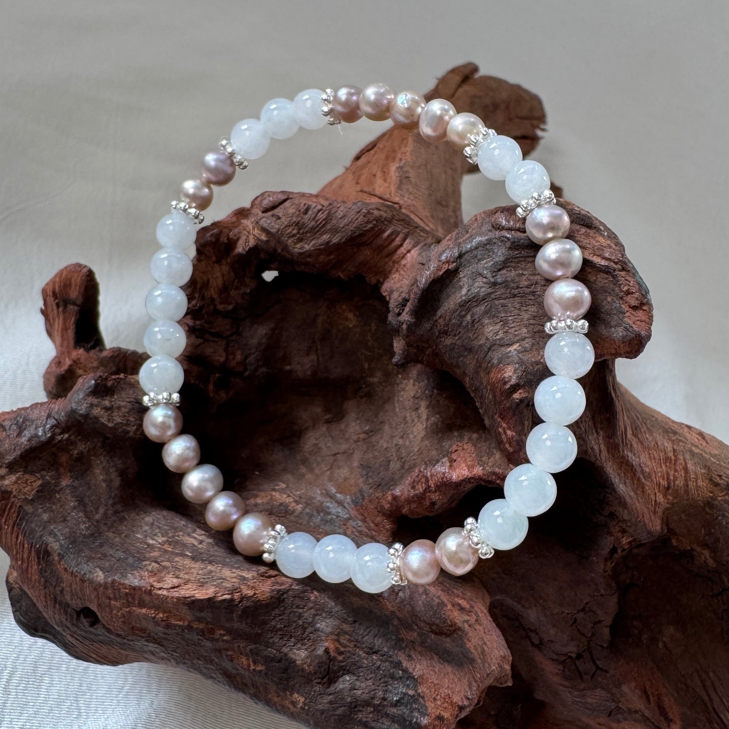 ESTUARY | Purple Freshwater Pearl x Jadeite Bracelet