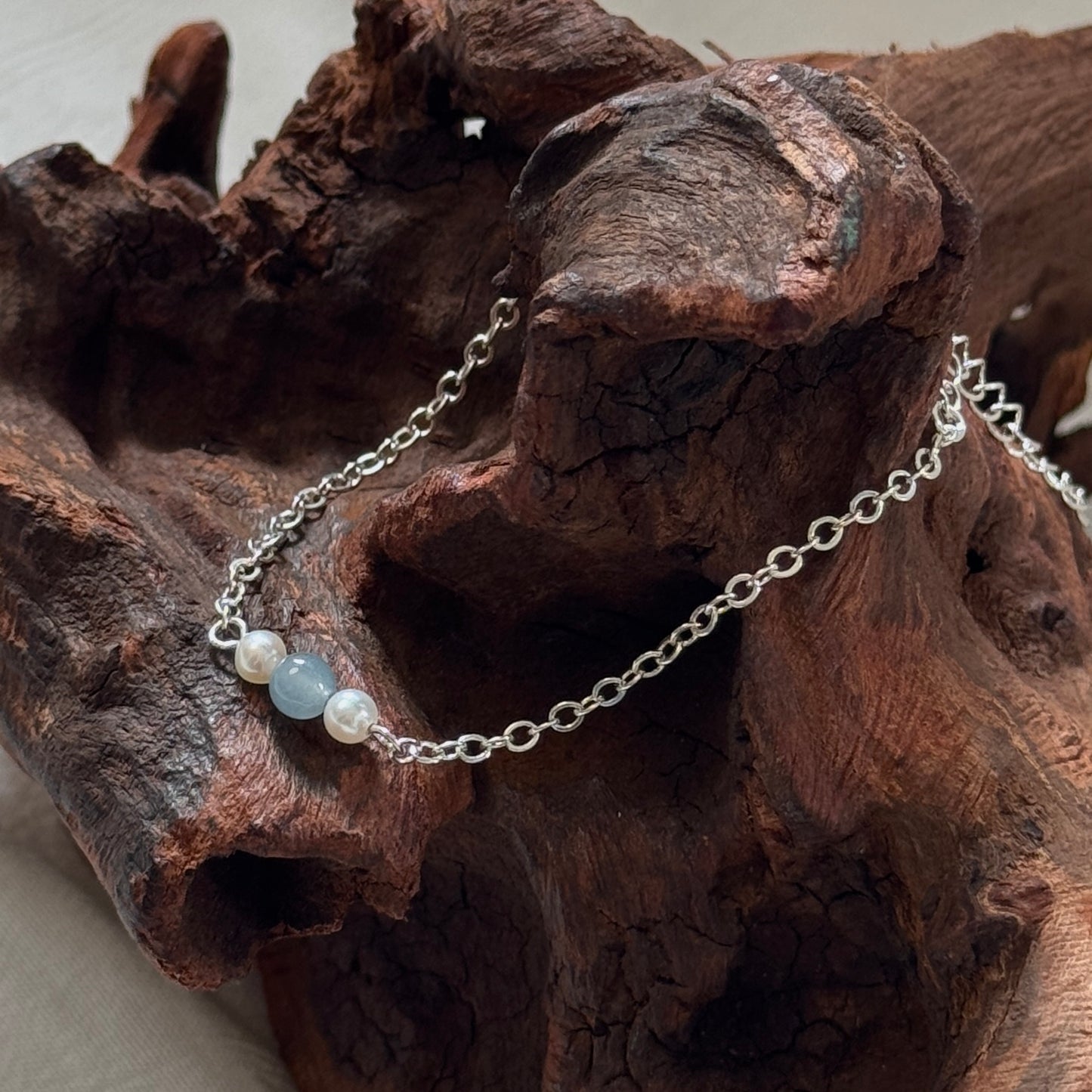ESTUARY | Freshwater Pearl x Jadeite Dainty Bracelet